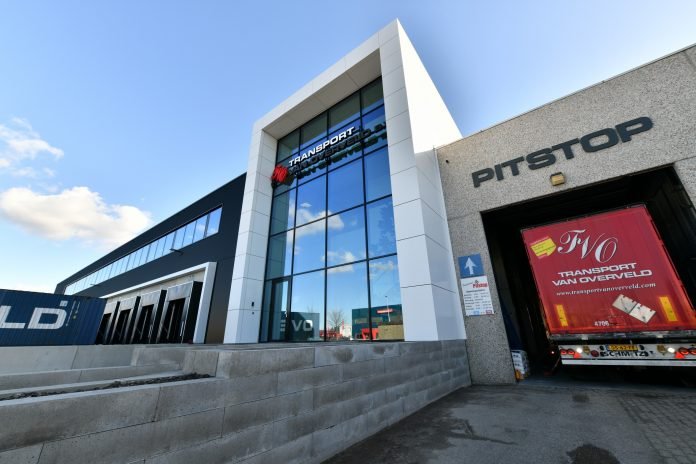 Entree Transport Van Overveld