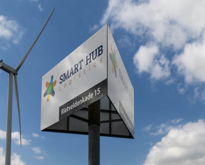smart hub logistics